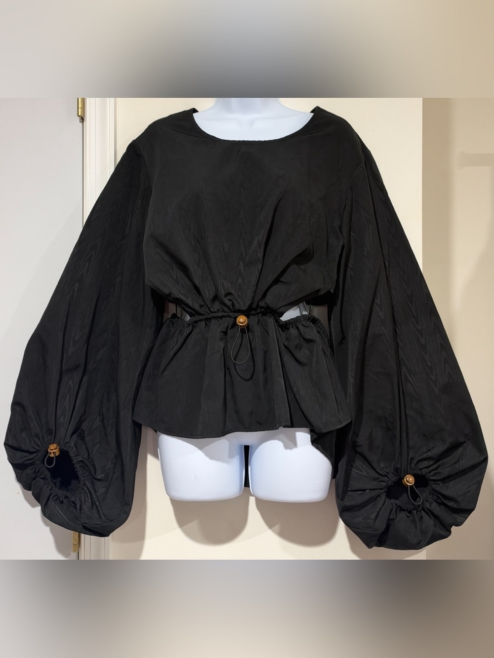 STAUD Ivy Drawcord Balloon Sleeve Top - Picture 5 of 10